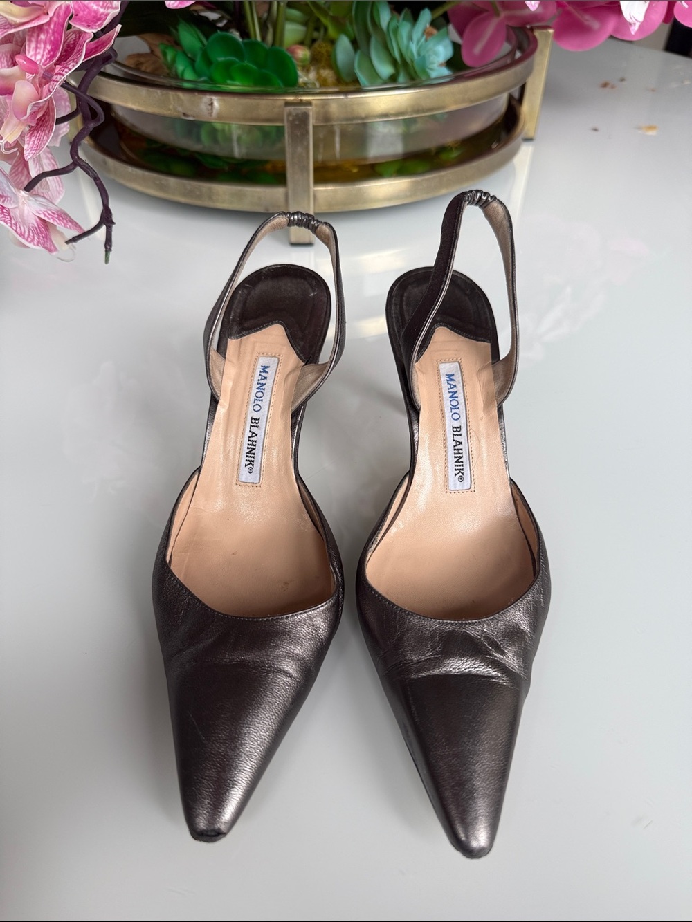 Manolo Blahnik Metallic Pewter Leather Pointed Toe Slingback Heels – Size 38